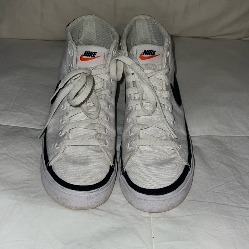 Nike high top sneaker